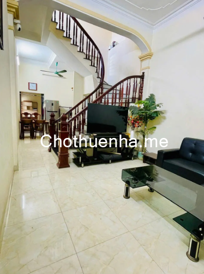 CHO THUÊ NHÀ NGUYÊN CĂN HOÀNG LIỆT – TỰU LIỆT 50M² × 3 TẦNG 4PN + PHÒNG THỜ 11 TRIỆU/THÁNG